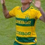 Deyverson Instagram - Mais um gol, mais uma vitória e 3 pontos na mala de volta para Cuiabá. Feliz demais com a determinação e união deste grupo a cada jogo. Esse é o espírito para levar o @cuiabaec a grandes coisas na competição! 🙏🏼🔰