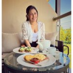 Dhanashree Verma Instagram - When chatur chahal willingly clicks my pictures at the breaky table 🫡📸💕