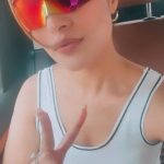 Dhanashree Verma Instagram - Waves and shades 😎 Just couldn’t resist these shades