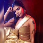 Dharsha Gupta Instagram - 💙❤️எதிரியே ஆனாலும் துரோகத்தால் தோற்க்கடிக்காதே❤️💙 Location: @studiocentralchennai Makeup : @twinkles_richa Hair: @vinrose_haircraft Saree: @_divyakarthika Jewelry- @new_ideas_fashions Photo and videos : @shotsbyuv @the.portrait.culture @im__khalid_ @nav_kriish @sat_narain Retouch: @immaculatestudio_ Video edit: @talesbyashif @blackshadowsfotography