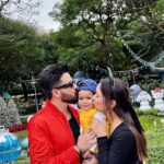 Dheeraj Dhoopar Instagram - The life of our dreams 🧿❤️ Cheers to 2024 & all the magical things yet to happen💫🍀 Disneyland, Hongkong