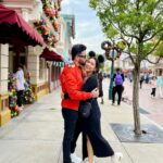 Dheeraj Dhoopar Instagram - The life of our dreams 🧿❤️ Cheers to 2024 & all the magical things yet to happen💫🍀 Disneyland, Hongkong