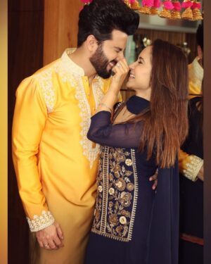 Dheeraj Dhoopar Instagram - My Happy Diwali ♥️

Kurta by my favourite @bharat_reshma