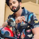 Dheeraj Dhoopar Instagram - 🎧
