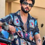 Dheeraj Dhoopar Instagram - 🎧