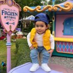 Dheeraj Dhoopar Instagram - My Monkey ♥️ Disneyland Hongkong