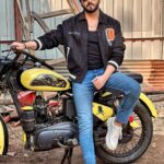 Dheeraj Dhoopar Instagram - 🐣
