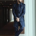 Dheeraj Dhoopar Instagram - Do you believe in love at first sight, or should I walk by again ?