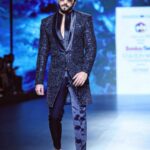 Dheeraj Dhoopar Instagram - DHEERAJ DHOOPAR X DHANESHSAMEER X BOMBAYTIMES FASHION WEEK !! MUAH : @sahil_anand_arora