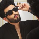 Dheeraj Dhoopar Instagram - Did u meet Raghav ? 😈