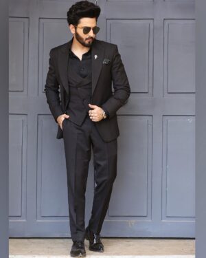 Dheeraj Dhoopar Instagram - Sigma mind, alpha heart.