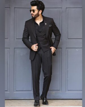 Dheeraj Dhoopar Instagram - Sigma mind, alpha heart.