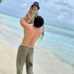 Dheeraj Dhoopar Instagram - When I hold you, life makes sense ♥️ #Zayn Villa Park, Maldives