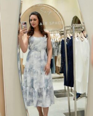 Diana Danielle Instagram - You only regret the photos you didn’t take 😉 OOTD wearing @airspace_mysg & @airspacetaiwan

You guys boleh join Merdeka Sale sekarang - available online dan di physical store!
🛒 Beli 2 untuk 15% OFF untuk semua barang
🛒 Free Shipping kalau beli online
🛒 70% OFF Summer Sale online juga
Beli dengan code <DIANA20> utk diskaun RM20 dengan pembelian min RM150 online shj.
*T&C.
#asxme #AIRSPACEMalaysia
