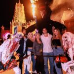 Diego Tinoco Instagram - “Hijo, nos puedes llevar a los estudios universales plz?” 🥺❤️ Gracias por la aventura @horrornights @raul_bllamas 👻 Los Angeles, California