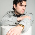 Diego Tinoco Instagram - Sonríe, tienes una semana completamente nueva por delante ☀️🎭