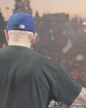 Dillon Francis Instagram - Is anyone else still hard from last night? Cuz all the new music I played has me bricked up 🧱 @hardfest