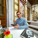 Dima Bilan Instagram - Одно важное деловое утро в Москве! Солнце, чашка чая и консерватория - залог хорошего настроения! Зафиксировано в ленте!✅ #билан #димабилан!