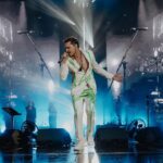 Dima Bilan Instagram - Зеленый Театр! Вчера! Аншлаг! Несмотря на погодные условия! Небо было на нашей стороне!) И за час до концерта ливни сменились солнцем! Которое было с нами от первой до последней песни!) Спасибо, друзья! 2 часа единения с вами этим летним днем , что может быть теплее и ярче ❤️ #билан #димабилан !