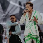 Dima Bilan Instagram - Зеленый Театр! Вчера! Аншлаг! Несмотря на погодные условия! Небо было на нашей стороне!) И за час до концерта ливни сменились солнцем! Которое было с нами от первой до последней песни!) Спасибо, друзья! 2 часа единения с вами этим летним днем , что может быть теплее и ярче ❤️ #билан #димабилан !