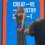 Dina El Sherbiny Instagram - شكرا جدا على تكريمى كأفضل ممثله وأفضل مسلسل كوميدى فى رمضان @creativeindmena وشكرا لجمهورى اللي بحبه وبحترمه جدا اللي بسببه اتكرمت🙏 كان نفسى ابويا يكون معايا فى اللحظه دى وافرحه..يارب يرحمه ويدخله فسيح جناته🙏🙏💔 @creativeindmena Styled by: @nadashilbaya Dress by: @soha.murad Makeup by: @dinaragheb Hair by : @ahmed__mounir Jewelry: @houseofglamourjewellery Photographer: @alisamir74