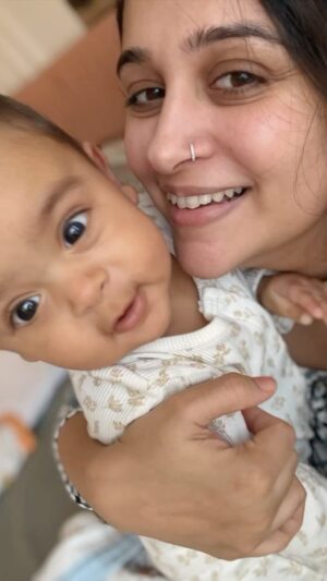 Dipika Kakar Instagram - Our everyday masti routine!!!

Happy 7 months my janu❤️

#mashallah #allhamdullilahforeverything❤️ #blessed