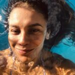 Dira Paes Instagram - Água é vida, um mergulho é um abraço 💙
