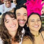 Dira Paes Instagram - Carnaval começou ou será que nunca acabou 😉?! Que delícia me jogar nos ensaios para a grande festa dos 15anos do @academicosdobaixoaugusta ontem!!! 🎉❤️ Baixo Augusta