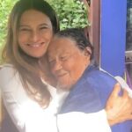 Dira Paes Instagram - Ontem, no dia da exibição de Pureza na Tela Quente, tivemos a ótima notícia que o Presidente Lula sancionou a Cota de Tela para longas metragens brasileiros, para os cinemas e tv paga e que se estenderá até 2033. É um projeto que fortalece a criatividade do nosso povo, dos nossos artistas e diversos profissionais que movimentam um mercado gigantesco. Incentivar a produção, distribuição e exibição de produções nacionais é valorizar e reforçar a nossa identidade cultural, afinal somos Bra-si-lei-ros. @purezaofilme agora está disponível no @Globoplay e aproveito para agradecer imensamente tantas palavras de carinho em relação a este filme que tem emocionado e conscientizado seu público por onde passa. É para isso que fazemos filmes. Viva o audiovisual brasileiro!!! ♥️🎥
