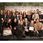 Dira Paes Instagram - Ontem, todos os indicados ao Emmy Internacional receberam uma medalha por participar do evento. Quanto orgulho ver tantos amigos e colegas recebendo essa honraria, sendo reconhecidos pelo trabalho que fazemos pela cultura e tradições do nosso país, como as novelas #Pantanal e #CaraECoragem, que agora estão no mundo. Segunda-feira saberemos qual a melhor telenovela do mundo. Vivaaaa!!! 👏🏽♥️