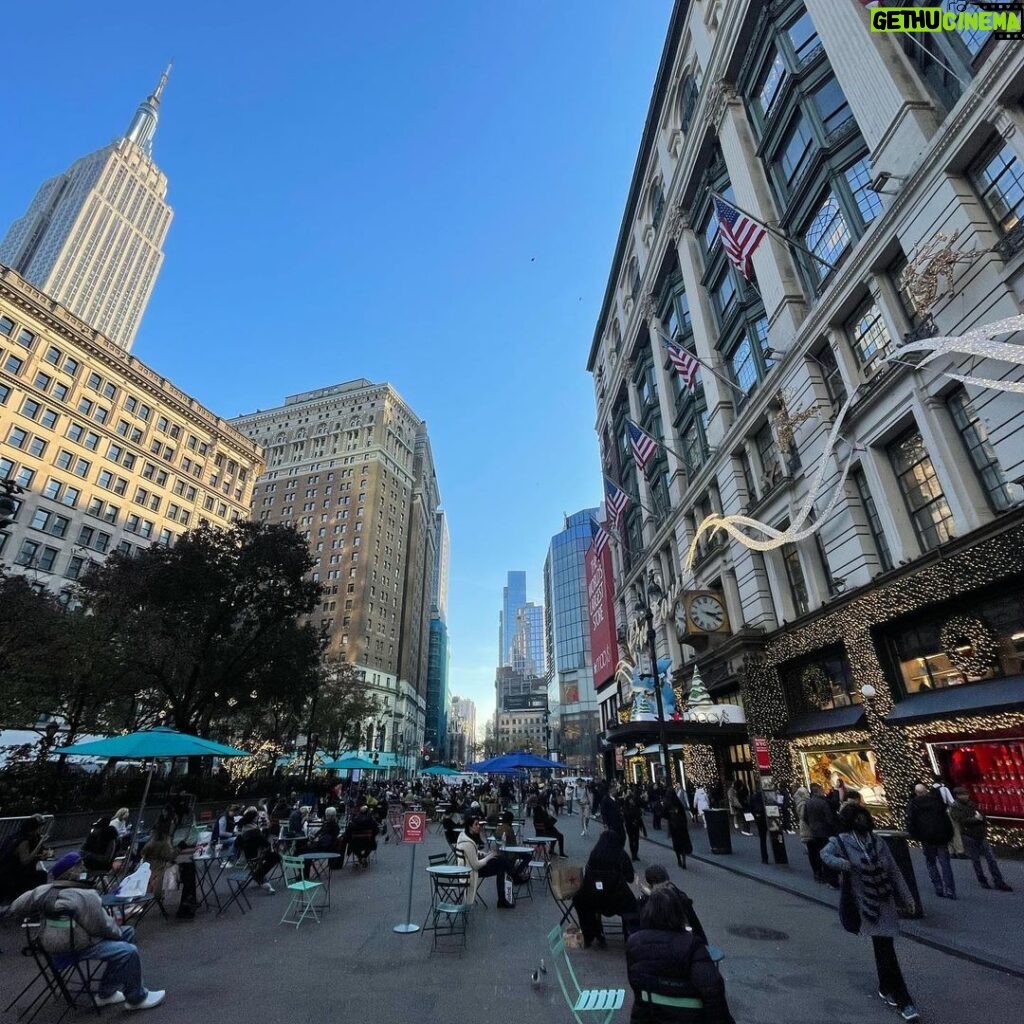 Dira Paes Instagram - New York, New York 🎶🎼 Sozinha pelas ruas, olhando o mundo do lado de cá!!! Manhattan, New York