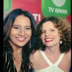 Dira Paes Instagram - Que fim de semana mágico em Salvador, curtindo o @festivalverao, rodeada de amigos, aplaudindo ídolos e dançando junto com essa cidade a chegada do Carnaval. Obrigada pelo convite, @tvglobo e @globoplay ❤️