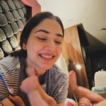Disha Parmar Instagram - The Best kicks & Punches there ever can be! 🥺♥️🥰 #NavuAndMumma