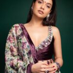 Divya Agarwal Instagram - Creating my own sunshine✨ Outfit - @ahiclothing Accessories - @houseofdoro Styled by - @stylingbyvictor @sohail__mughal___ Makeup - @dishisanghvii Content creation- @socialpassmedia Nails -@nailbox_by_ayashi