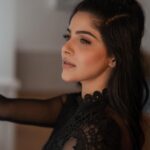 Divya Bharathi Instagram – Staring contest 😉

@styled_by_arundev . @makeup_by_shibinantony