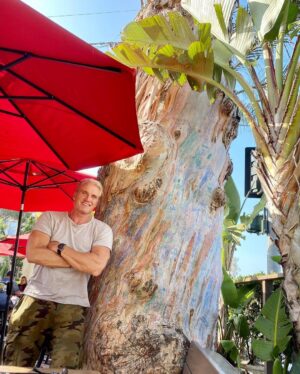 Dolph Lundgren Instagram - Enjoying lunch in Laguna Beach in the shade of this amazing 170 year old Eucalyptus tree. The tree was planted around the time California became a part of the United States. Pretty cool👍🏻👍🏻