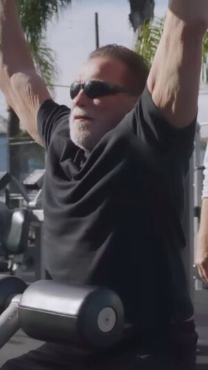 Dolph Lundgren Instagram - With my comedy workout partner Gov. Schwarzenegger at Gold’s in Venice. Check it out on ‘In Depth with Graham Bensinger’.
