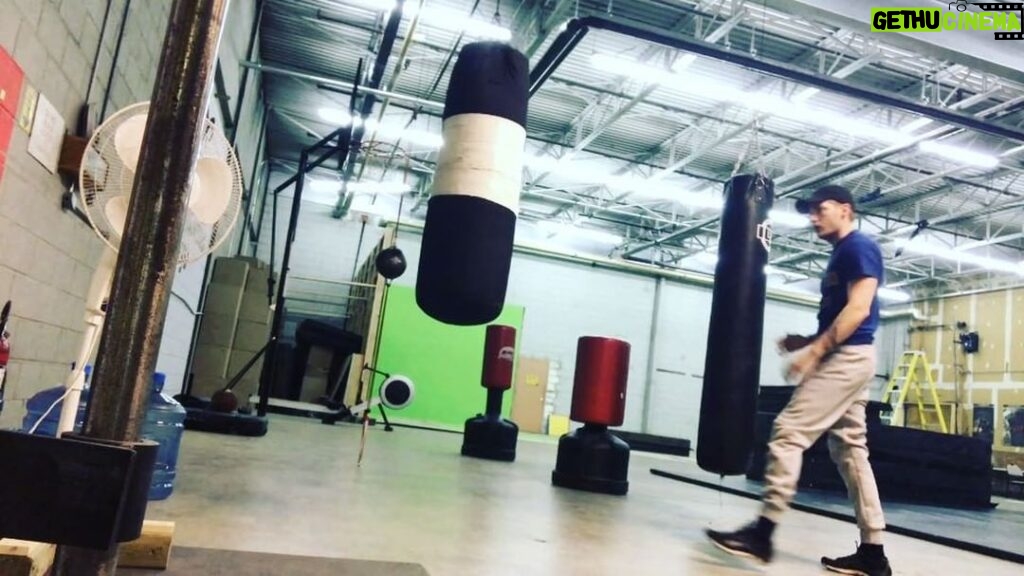 Dominic Sherwood Instagram - Trying new kicks kinda day