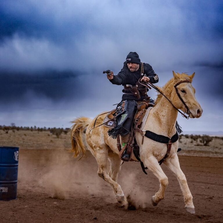 Donald Cerrone Instagram - Champ and I getting ready for CMSA Mounted shooting 10 targets under time BMF Ranch