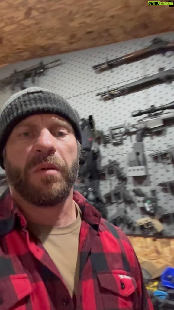 Donald Cerrone Instagram - Who wants 2000 rounds of .9mm sent to your door step?? Give @theguncacheofficial a follow and comment why you want/need 2000 rounds and boom! Happy shooting