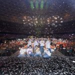 Donghae Instagram - I’ll never for get this moment:) we’ll be back soon I love you guys 💙