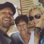 Donnie Wahlberg Instagram - Had to share this video again, it brings such joy! #HappyMothersDay to all of the wonderful, special, amazing, caring, loving, giving and inspiring, moms out there! From myself, and these two wonderful moms! Hope your day is magical! You are appreciated. To all the Blockhead Moms out there, my unending adoration and respect! 🙏🏼❤️💫 ps - Don’t forget to “Call Ya Muthah!” #MothersDay #CallYaMuthah