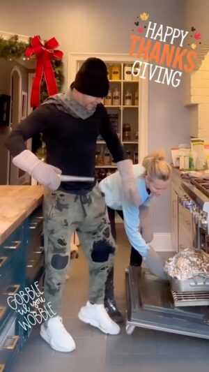 Donnie Wahlberg Instagram - #HappyThanksgiving! Not sure how much help I am to @jennymccarthy, while she “baste’s” the turkey, but it beats me laying on the couch watching football. 😂🕺🏼💃🏼🦃 So #thankful today and everyday! Love to all! 🙏🏼❤️💫 🤖❤️♾💫 #reels #turkeyday #thanksgiving