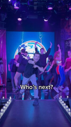 Donnie Wahlberg Instagram - Who’s next?

#knotb #dragthemusical #bluebloods #kids #stillkids #dancing