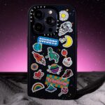 Dori Sakurada Instagram – DORI SAKURADA × CASETiFY

この度ケースティファイさんとコラボレーションさせていただくことになりました！

宇宙をスマホケースと同じく個々の自由な領域と捉え、その無限の可能性からインスピレーションを得て、今回のコレクションを制作いたしました✨

宇宙には様々な解釈があり、地球に住む自分たちが空を見上げれば宇宙の存在を感じる瞬間があります。
星や惑星、そしてロケットが月へ向かう姿など、それぞれの宇宙への解釈があると思うのですが、一人一人の人生、その人の目線の先に一つずつ宇宙は広がっていると思っていて、本来そこはとても自由で幸せに溢れる空間であると信じています✨
そんな想いを込めて今回のコレクションを完成することができました！

そしてケースティファイさんは海外の方にもアイテムを届けることができるので、世界中の皆さんに今回のコラボレーションを楽しんでいただけることを願っています！

「DORI SAKURADA× CASETiFY」

🚀Infinite Universe Sticker
自由な宇宙をテーマに、宇宙らしいロケットや月だけでなく、スニーカーや花、ケーキなど様々なモチーフが賑やかに浮かべました。
他人の意見に左右されず、好きなことを自分らしく楽しむという思いを込めました！

🌘I Love You to the Moon & Back
” I Love You to the Moon & Back ”と、宇宙飛行士に扮した「どおりいぬ」をミックスしました🐶
言葉の持つ意味をわかりやすく伝えたいという意図からワンポイントデザインです。

🖤Heart Universe
「Love」「愛」を大事にしてほしい、というシンプルなメッセージを黒いハート型の惑星に込めて表現してみました。
中央を大胆にくり抜いたデザインはケースタイプによって印象が異なります。
ぜひ、手にとってくださる皆さんの思うままに楽しんで頂きたいです！

🪐Chocolate Universe
惑星をカラフルなチョコレートに⾒⽴てました。
バレンタインのシーズンにもケースを付け替えて楽しんでもらえるように考えたデザインです🍫

僕もスマホケースを普段から付け替えたり楽しんでいて、こういうものがあれば良いなと思えるものを作ることができたので、是非沢山の方に楽しんでいただけると嬉しいです😊

@casetify_jp @casetify
#DORISAKURADAxCASETiFY 
#PR