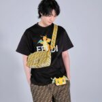 Dori Sakurada Instagram – FENDI x FRGMT x POKÉMON

2024年を迎え、辰年を祝うフェンディは、ストリートファッションのゴッドファーザーとして知られる藤原ヒロシ氏とタッグを組み、遊び心に溢れ破壊的なクロスカテゴリーアニメーションをフィーチャーした「FENDI x FRGMT x POKÉMON」を発表しました！

今年一発目のコラボレーションは僕としてもこの上ない最高の組み合わせで、実現することを聞いた時はとても驚いたことを覚えています🔥
そして直接コレクションを見た時はその驚きを簡単に飛び越えきました✨

FENDIという歴史あるブランドが承継されてきた魅力、大好きなポケットモンスターの世界観と辰年ぴったりのカイリューの可愛さとかっこよさ、その全てを表現、アートとして正解に導く藤原ヒロシさんのご手腕など、何もかもが最高で、夢のようなコラボレーションアイテムが誕生しました🏆✨

本コレクションは、フェンディのアイコンバッグの「ピーカブー」と「バゲット」をはじめ、レディ・トゥ・ウェア、SLG、アクセサリーなどを加えた遊び心あるアイテム達が揃っています！

さらに藤原ヒロシ氏のシグネチャーを「FF」ジャガードの長調的な色合いと予想外の大胆なイエローのバージョンで再解釈しているデザインも今回のコラボレーションが実現したからこそ生まれたスペシャルな一品になっています✨

今年のスタートに登場したビックサプライズと共に、ファッションの世界も明るく幸せが溢れる一年になることを願っています！

@FENDI #FendiFRGMTPokemon #PR
#FENDI