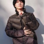 Dori Sakurada Instagram – FENDI

フェンディのナイロンダウンジャケット✨
斜めのキルティングが特徴的で、同色で裾にプリントされているFFのモチーフが個性もあり楽しく着れます！
もちろんしっかり暖かいです☺️

素敵なホリデーギフトを贈ってくださいました🎄✨
ありがとうございます☺️