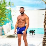 Dorian Popa Instagram – BOOM 💦

————————————————-
#summer #poolday #summervibes #splash #hot