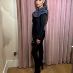 Dorit Kemsley Instagram - when you love your look and your glam and you can’t choose your fave pic 🤷🏼‍♀️ #vintage #rhobh 💜
