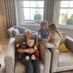 Dorit Kemsley Instagram - It’s Mother’s Day in Great Britain 🇬🇧 so I want to wish my English mother in law who’s been like a second mum to me, a very happy Mother’s Day. I will always cherish the countless memories, hundreds of hours on the phone, deep conversations, long shopping days, surprise visits, holidays, vacations, coming to sets with me, birthdays, births, weddings and so much more we’ve shared over the past twelve and a half years. Happy Mother’s Day @esmekemsley Sending lots of love ♥️🇬🇧🥂💖🤗 @paul_kemsley_pk @steve_kemsley @therealkennykemsley